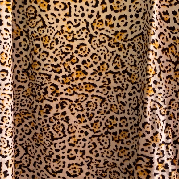 NWT Animal print blouse - Picture 3 of 6